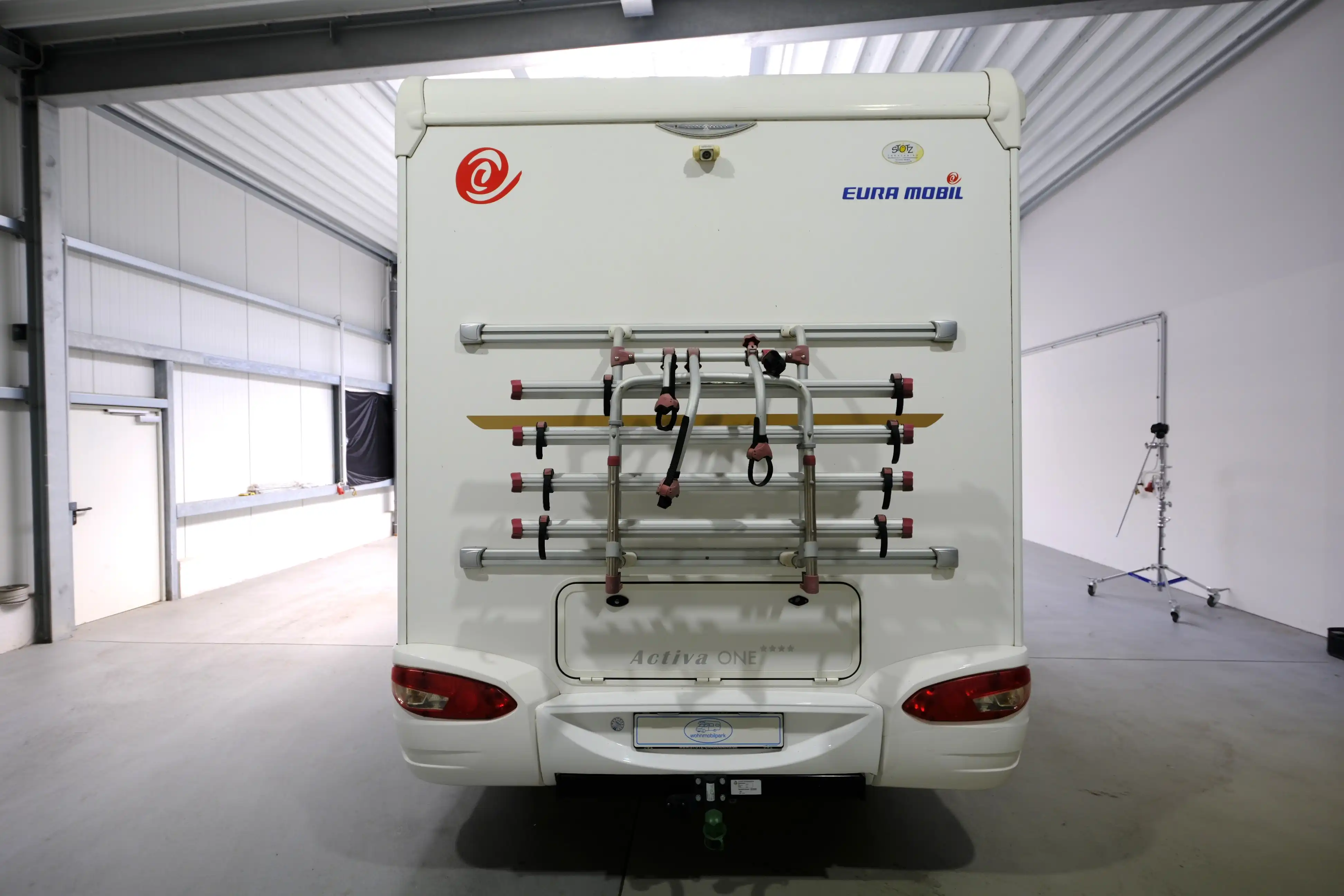 EURAMOBIL Activa One 690 HB